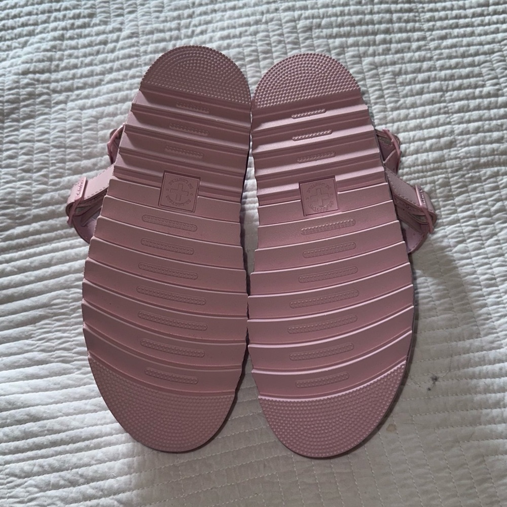 Dr. Martens baby Chalk Pink ‘Voss Mono’ chunky leather lightweight sandals - Picture 14 of 14